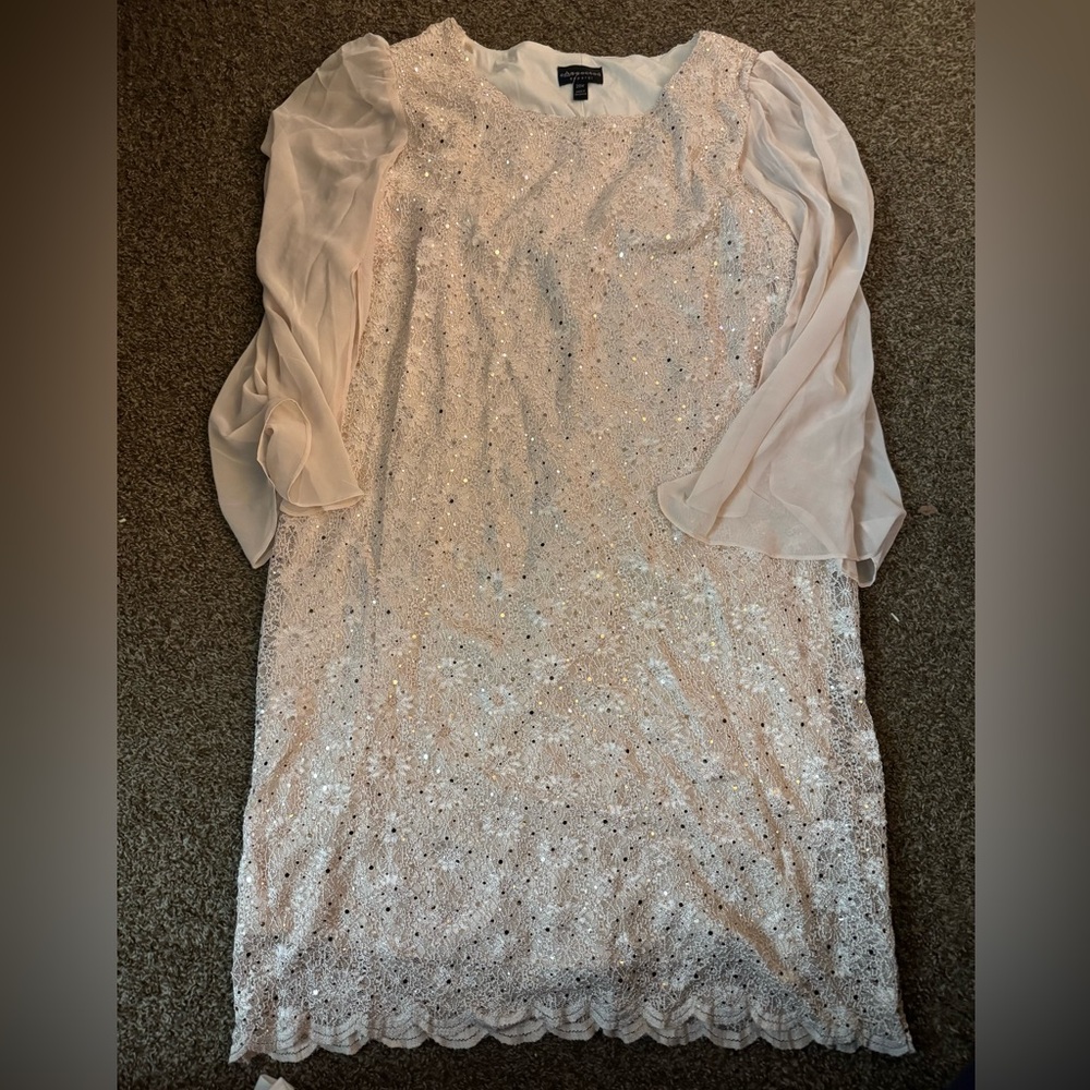 Elegant Sparkly Women's Dress
